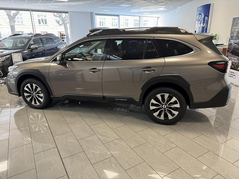 Subaru Outback (2025) 2.5i-T Touring Lineartronic - fotka 2 z 22
