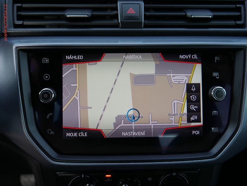 Seat Arona (2019) 1.0 TSi, Xcellence, navi - fotka 13 z 19
