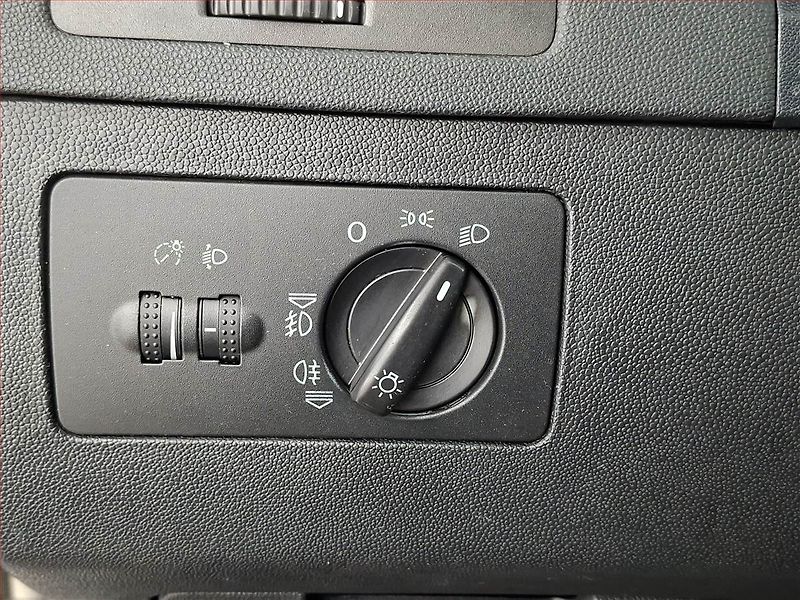 Škoda Fabia (2005) 1.4 16V, po STK, Klima - fotka 13 z 14