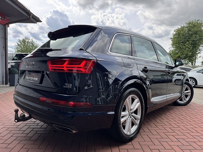 Audi Q7 (2016) 3.0TDi S-Line LED Bose Vzduch - fotka 2 z 50
