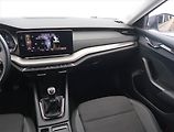Škoda Octavia (2024) Ambition 2.0 TDI, digi klima - náhled 8
