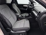 Volvo XC40 (2026) B3 AUT DARK PLUS - náhled 23