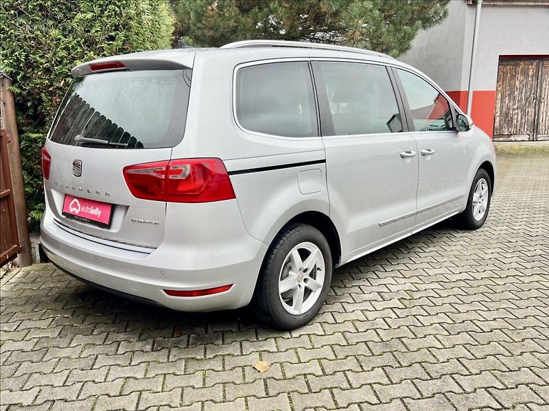 Seat Alhambra 2,0 TDi / STYLE / DSG / 7-míst - fotka 5 z 44