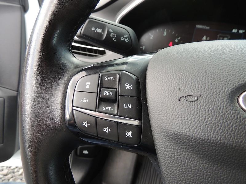 Ford Focus (2022) 1.5TDCi,88kw,Titanium,automat - fotka 23 z 62