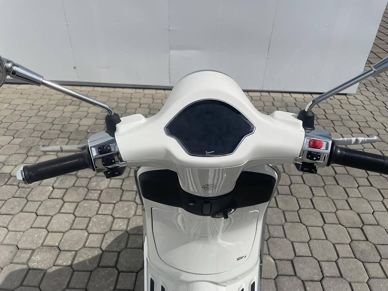Vespa (2026) Primavera 125 EU5+ - fotka 9 z 11
