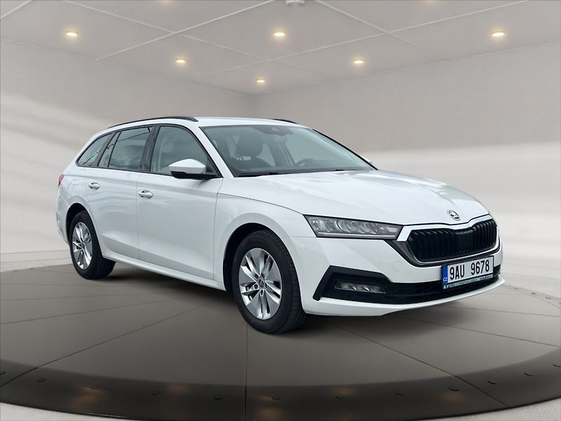 Škoda Octavia 2,0 TDI Ambition - fotka 1 z 11