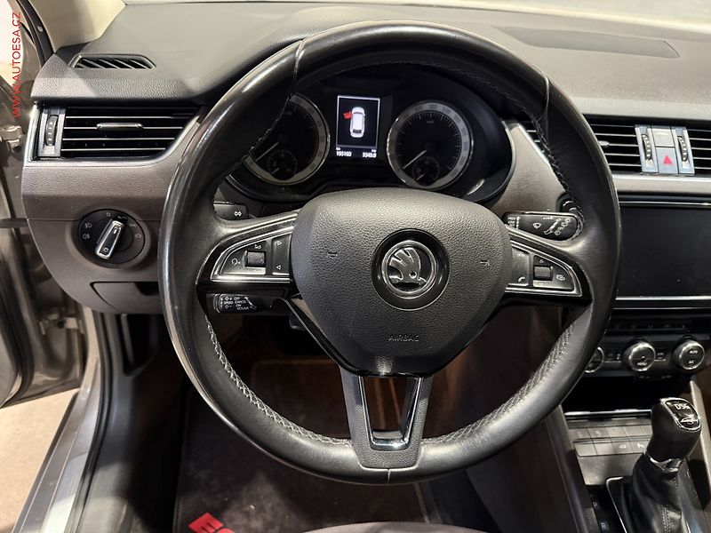 Škoda Octavia (2016) 2.0 TDi, ČR, L&K, DSG, +ALU - fotka 16 z 26