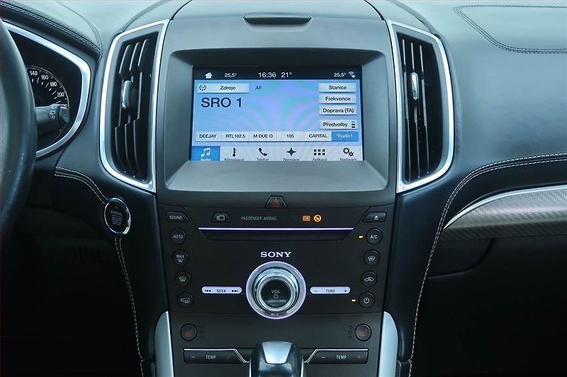 Ford Edge (2018) 2.0 Bi-TDCI, 4X4, Automat - fotka 12 z 27