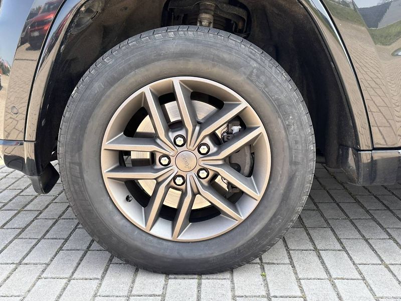 Jeep Grand Cherokee (75th Anniversary) 4x4 / 0557 - fotka 36 z 37