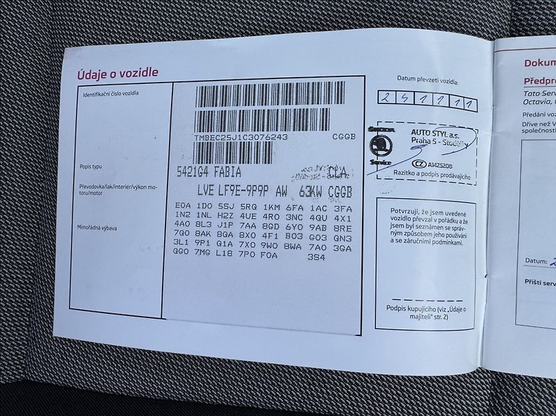 Škoda Fabia 1,4 i 16V 63kW KLIMA 1.maj. ČR - fotka 40 z 43