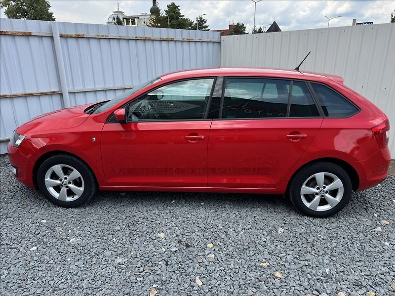 Škoda Rapid 1,2 TSI FRESH 1.maj původ ČR - fotka 4 z 49