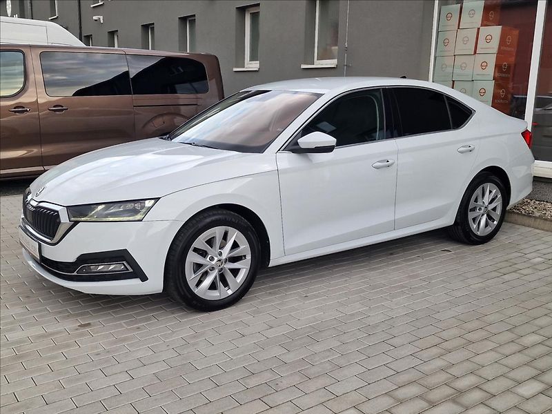 Škoda Octavia 2.0TDI Style, původ ČR,1.Maj. - fotka 6 z 50