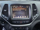 Jeep Cherokee 147kW 4x4 LIMITED KŮŽE NAV - náhled 41