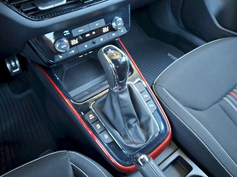 Škoda Fabia (2025) Monte Carlo DSG 1,0TSi 85kW - fotka 30 z 35