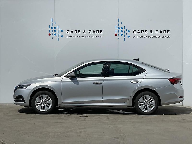 Škoda Octavia 1,5 TSI Ambition Plus KESSY - fotka 2 z 23