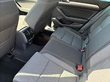 Volkswagen Passat 2,0 TDI TAŽNÉ KAMERA EL.KUFR - náhled 12