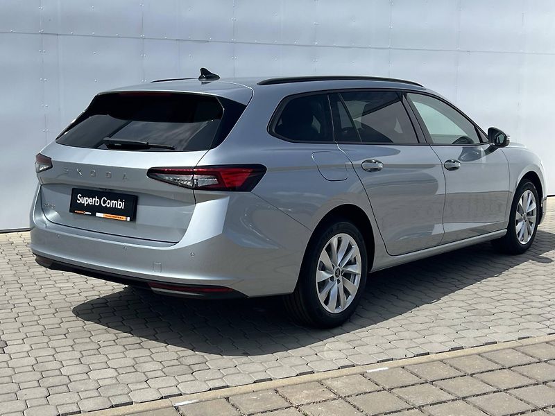 Škoda Superb (2025) Selection 7DSG 2,0TDI - fotka 5 z 6