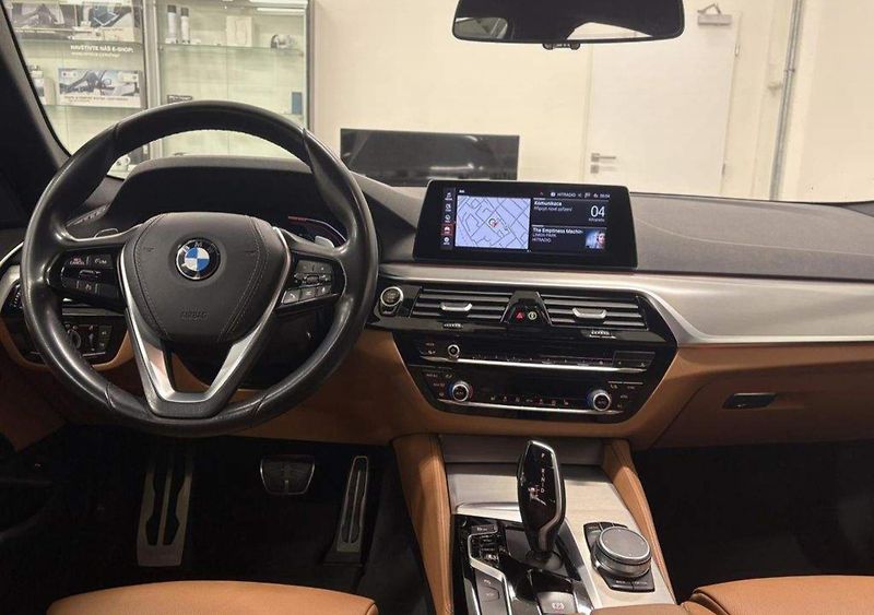 BMW Řada 5 (2019) BMW 530d,M paket, Záruka, DPH - fotka 9 z 10