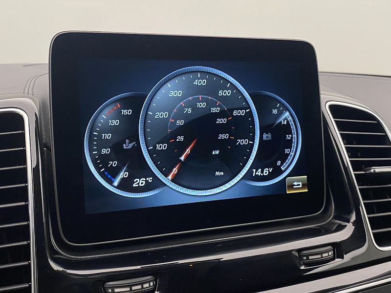 Mercedes-Benz GLE 350d 4MATIC AMG AUT CZ - fotka 49 z 53