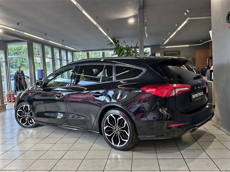Ford Focus 2.0 EcoBlue A/T ST-Line, LED   - fotka 27 z 27