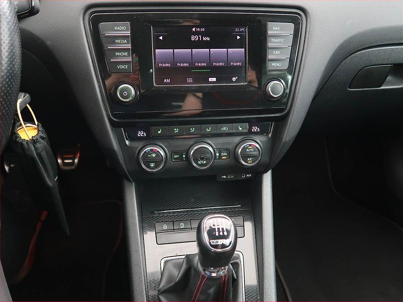 Škoda Octavia (2014) RS 2.0 TDI - fotka 11 z 14