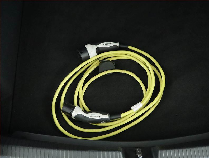 Volkswagen ID.3 (2020) 1st (62 kWh), SoH 89% - fotka 18 z 18