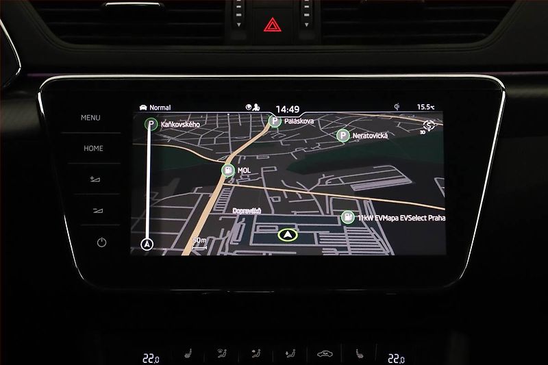 Škoda Superb (2023) Sportline 2.0 TSI - fotka 17 z 20