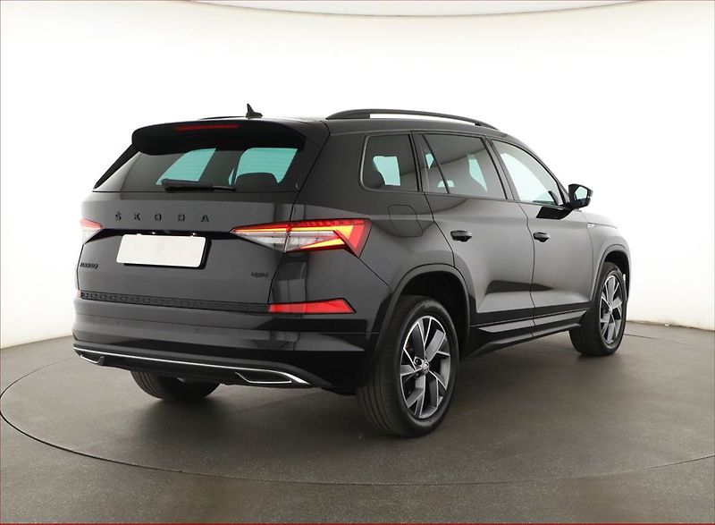 Škoda Kodiaq (2022) Sportline 2.0 TDI - fotka 5 z 21