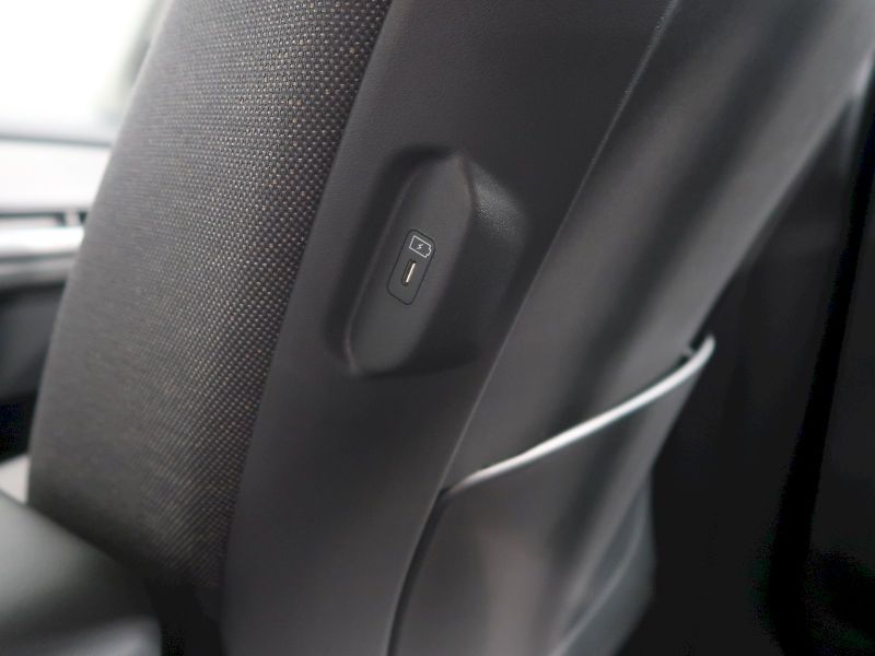 Kia EV3 (2025) AIR 81,4kWh 150KW - fotka 37 z 40