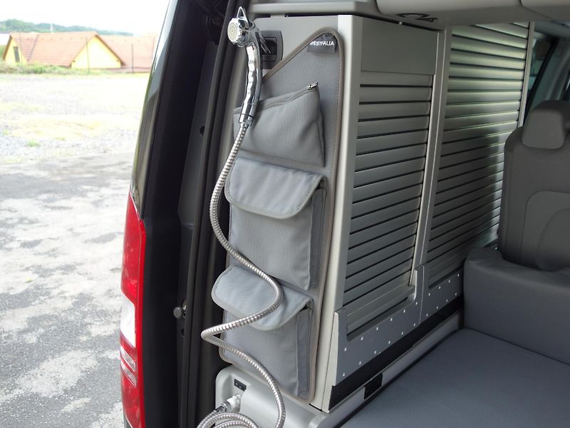 Mercedes-Benz Viano (2013) 3.0 CDI V6/ČR/MARCO POLO/6MÍST - fotka 85 z 123