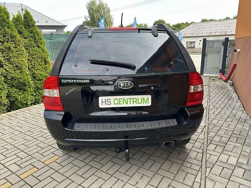 Kia Sportage 2.0i 104kW - fotka 4 z 23