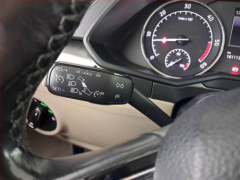 Škoda Superb (2016) 2.0 TDI, Automat, Kůže, Navi - fotka 23 z 24