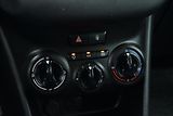 Peugeot 208 1.2i 60kW 1.MAJITEL DPH ČR - náhled 17