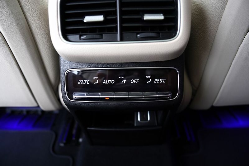 Mercedes-Benz GLS 580 4Matic/AMG/21/HUD/ČR - fotka 37 z 49