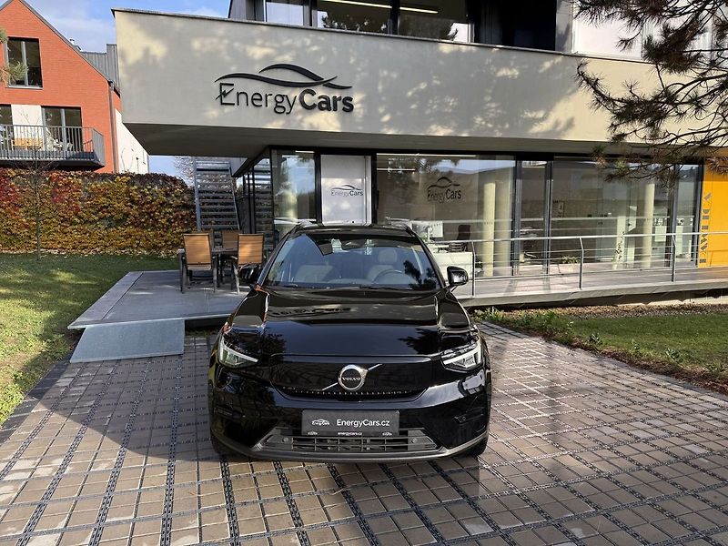 Volvo XC40 Recharge Single Motor 69kWh - fotka 2 z 36