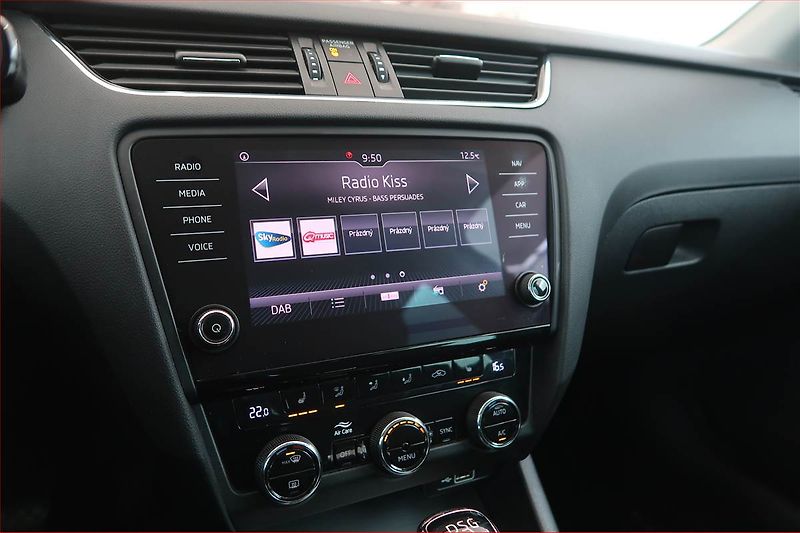 Škoda Octavia (2019) 1.6 TDI, Automat, Kůže, Navi - fotka 12 z 16