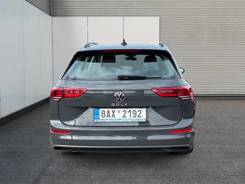 Volkswagen Golf (2021) LIFE 2.0TDI 85kW CZ DPH  - fotka 5 z 11