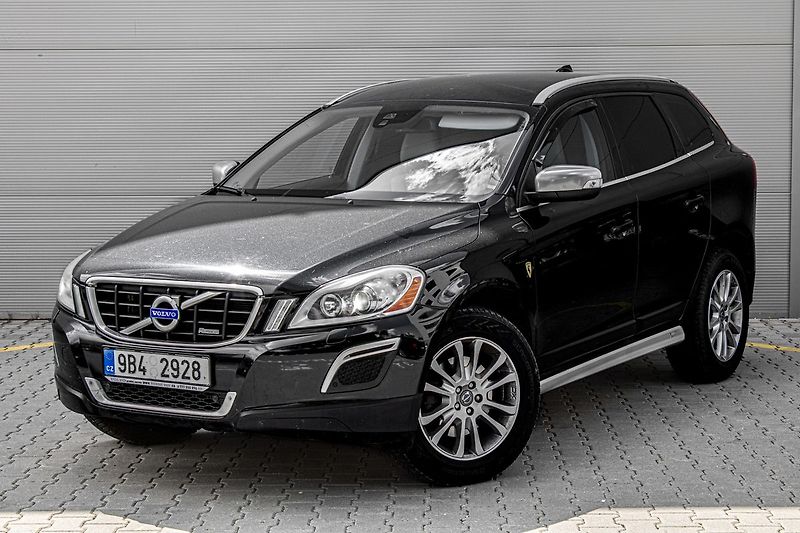 Volvo XC60 - fotografie inzerátu