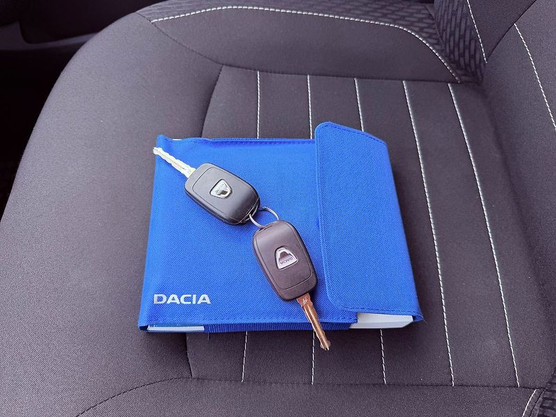 Dacia Sandero 1.0 SCe Access, ČR, 1.Maj - fotka 18 z 20