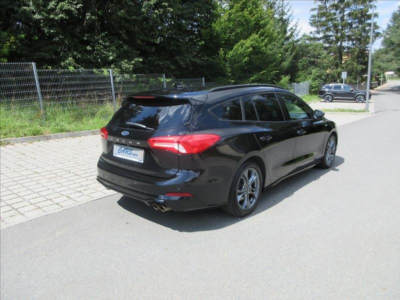 Ford Focus 1,5 i 133Kw, ST Line, Nové ČR - fotka 9 z 29