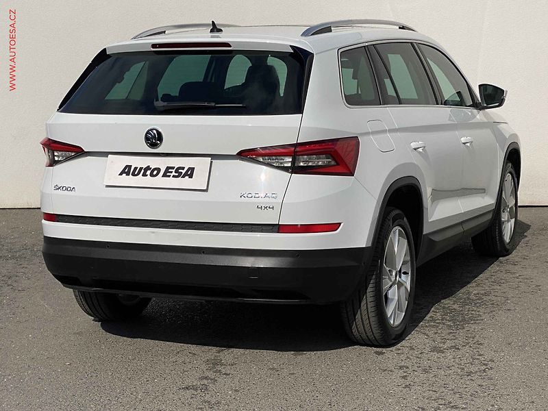 Škoda Kodiaq (2018) 2.0 TDi 4x4, 7míst, ČR - fotka 4 z 20
