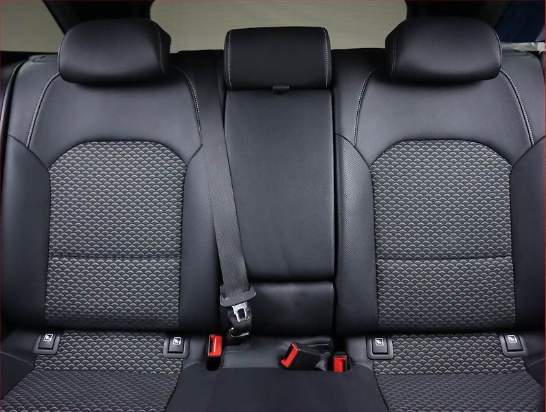 Kia Ceed (2025) 1.5 T-GDI - fotka 10 z 24