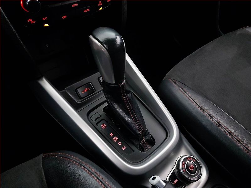 Suzuki Vitara (2016) 1.4 BoosterJet, 4X4, Automat - fotka 13 z 18