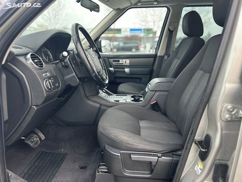 Land Rover Discovery (2011) 4 TDV6 S - fotka 15 z 18