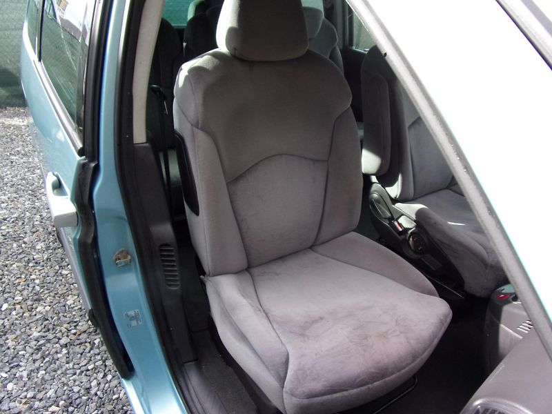 Citroën C8 (2003) 2.2HDi 94kW 278000KM 7MÍST - fotka 24 z 24
