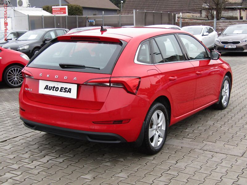 Škoda Scala (2020) 1.6 TDi, Ambition, DSG - fotka 4 z 18