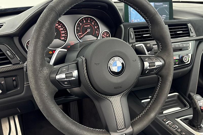BMW Řada 4 435i - fotka 24 z 26