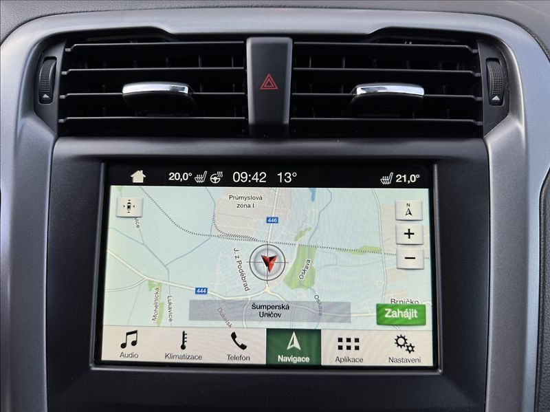 Ford Mondeo 2,0 TDCi TITANIUM tažné ČR - fotka 40 z 50