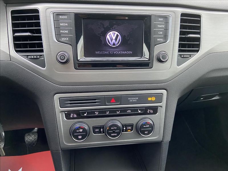 Volkswagen Golf Sportsvan 1,6 TDi 81kW  Serviska,Navigac - fotka 15 z 46