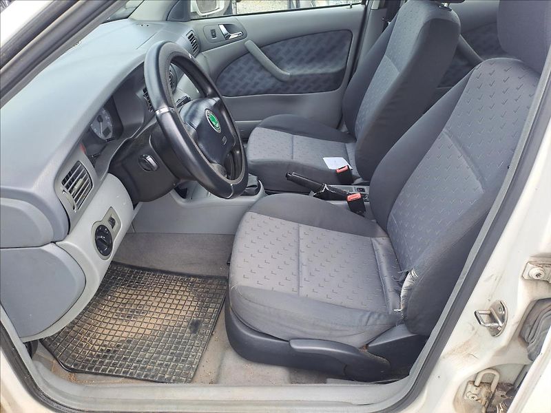 Škoda Octavia 1,9 TDI - fotka 5 z 12